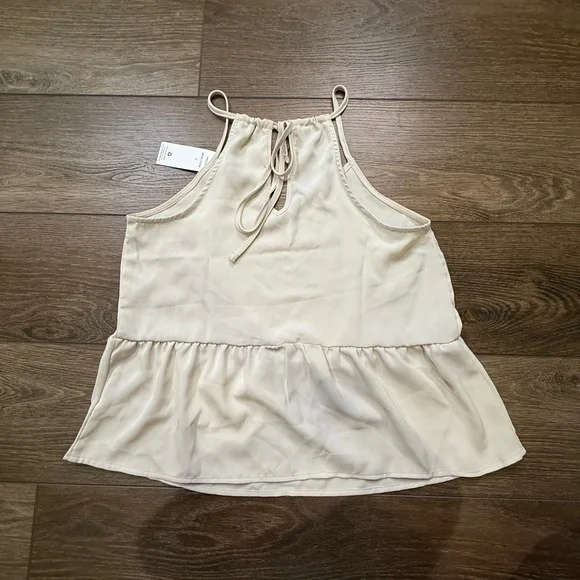 Olive + Oak Women's Cream Peplum Tank Size Small, NWT, Tie-Back, Blouse, Summer - Picture 5 of 9